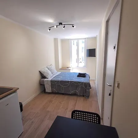 Budgetbnb 3 Appartement Hyères